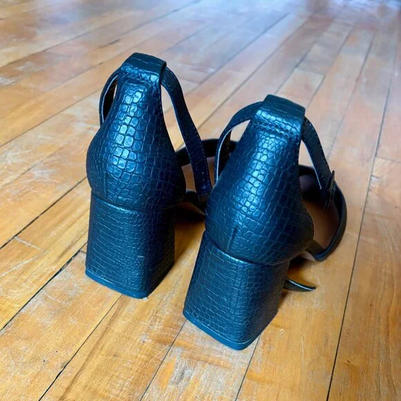 Call it Spring black strap heels - Picture 3 of 3